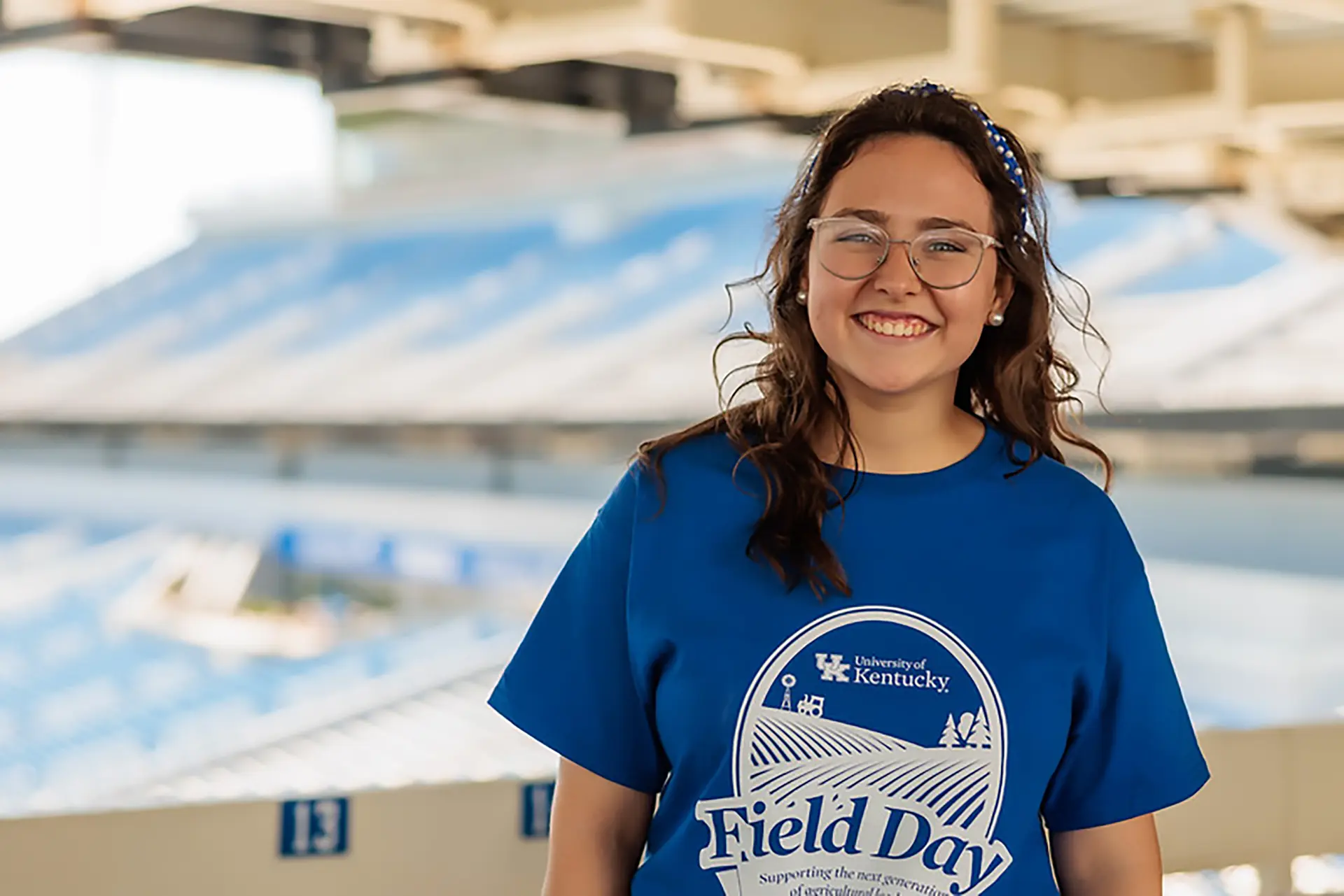 woman at UK field day | Kentucky 4-H Youth Advocacy Program