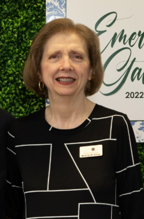 older woman at emerald awards | Kentucky 4-H Youth Advocacy Program
